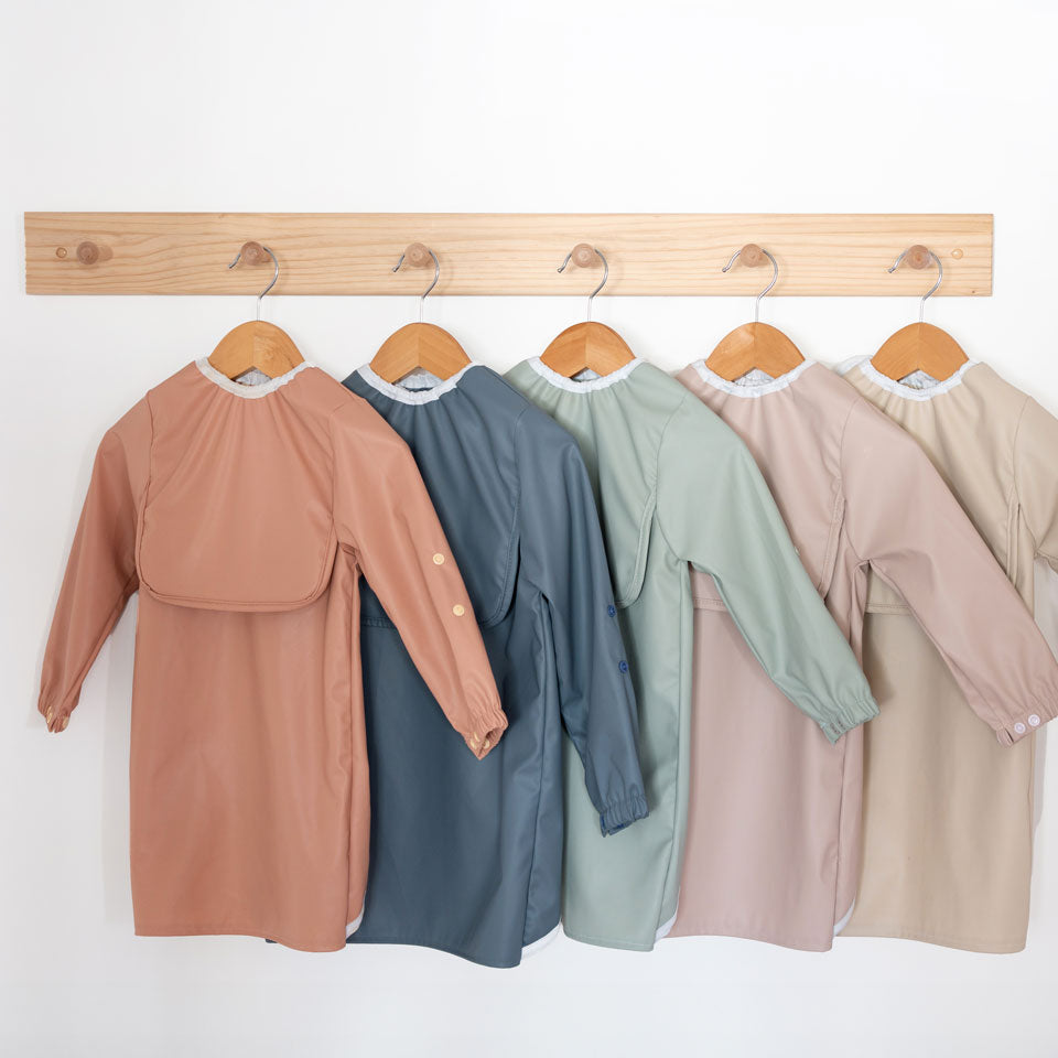 Kubaii Long-Sleeved Bib | Pocket - Kubaii Sleeved Bibs