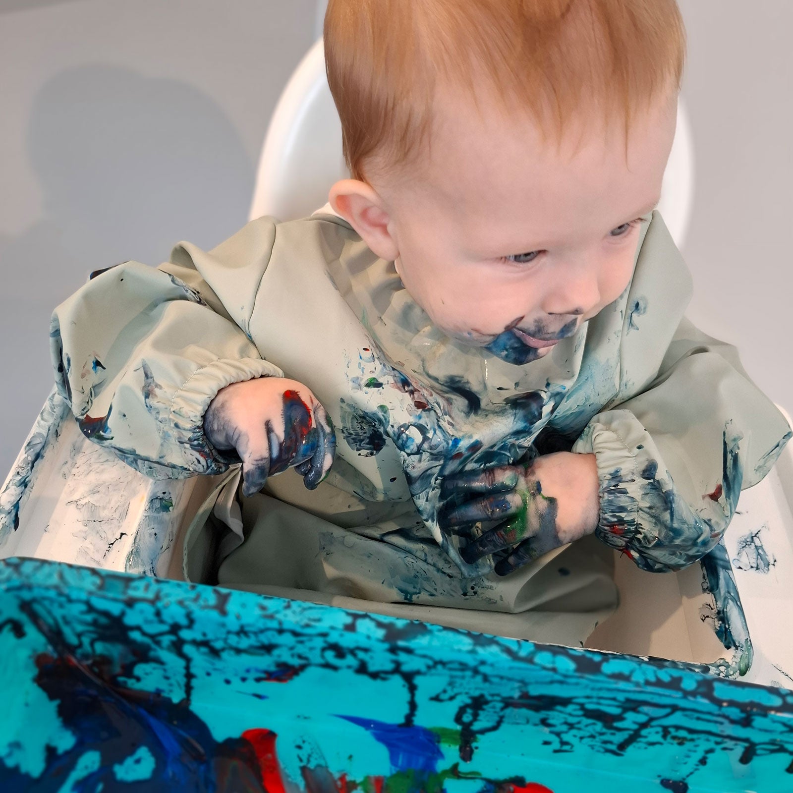 Kubaii Waterproof Smock Bib with Sleeves 12m+ | No Pocket